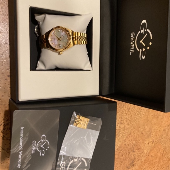 Gervil GV2 Naples diamond Swiss watch, 34 mm main image 4